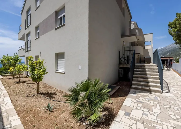 דירה Gorgeous In Dingac With View *