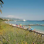Lovely Apartment In Dingac With Wifi Gornji Dingač