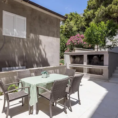 Daire Gorgeous In Dingac With View Gornji Dingač