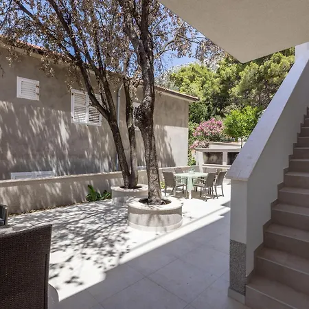 Gorgeous In Dingac With View * Gornji Dingač