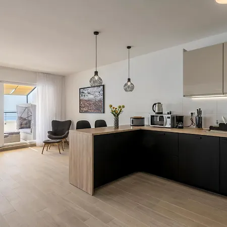 Amazing Apartment In Dingac With Swimming Pool *