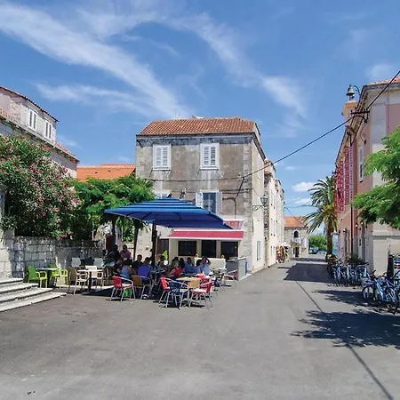 Daire Gorgeous In Dingac With View